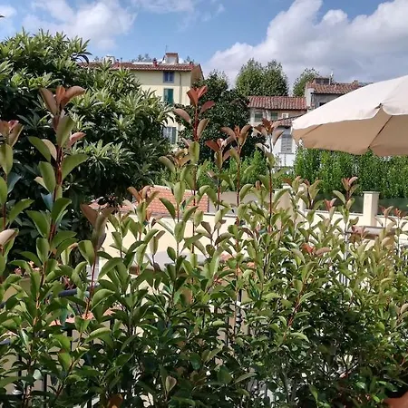 Casa Ridolfi -una Terrazza Sui Giardini Di Pisa